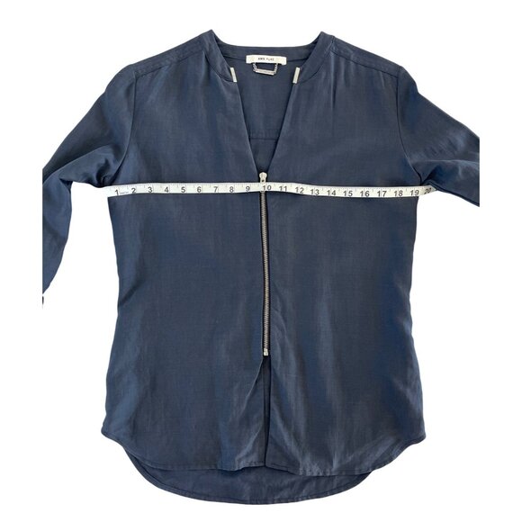 AMS Pure Blue Linen Silk Zipper Womens Top Roll Tab Sleeve US 6 Spain Minimalist - Picture 2 of 9